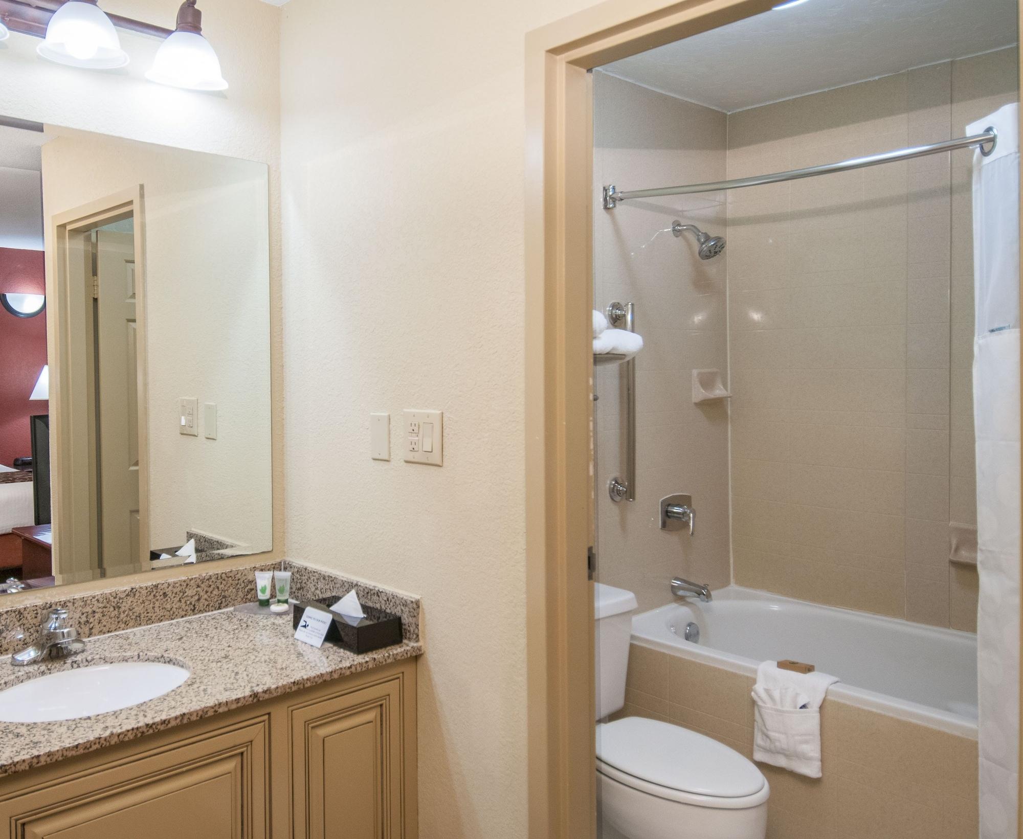 Governors Suites Hotel Oklahoma City Airport Area Buitenkant foto
