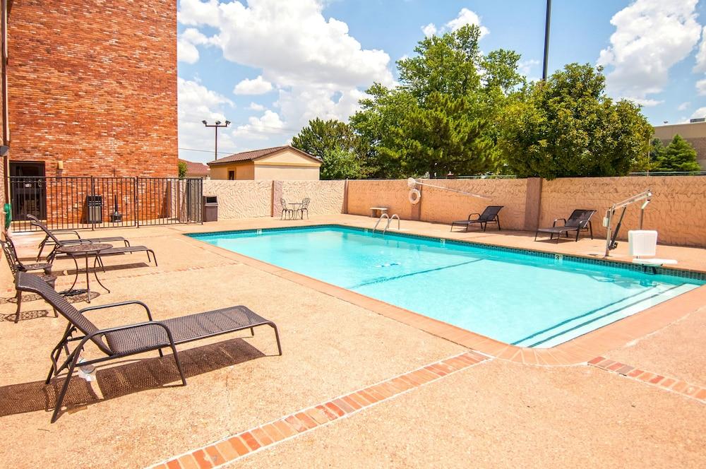 Governors Suites Hotel Oklahoma City Airport Area Buitenkant foto